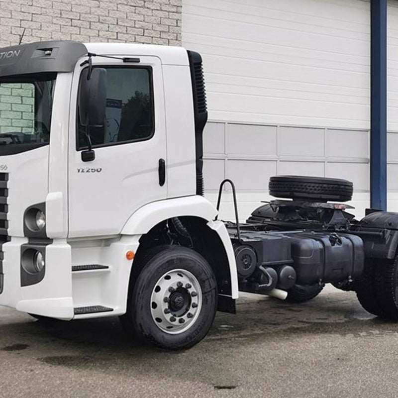 Acabamento Para-lama VW Constellation Cabine Simples - Boff