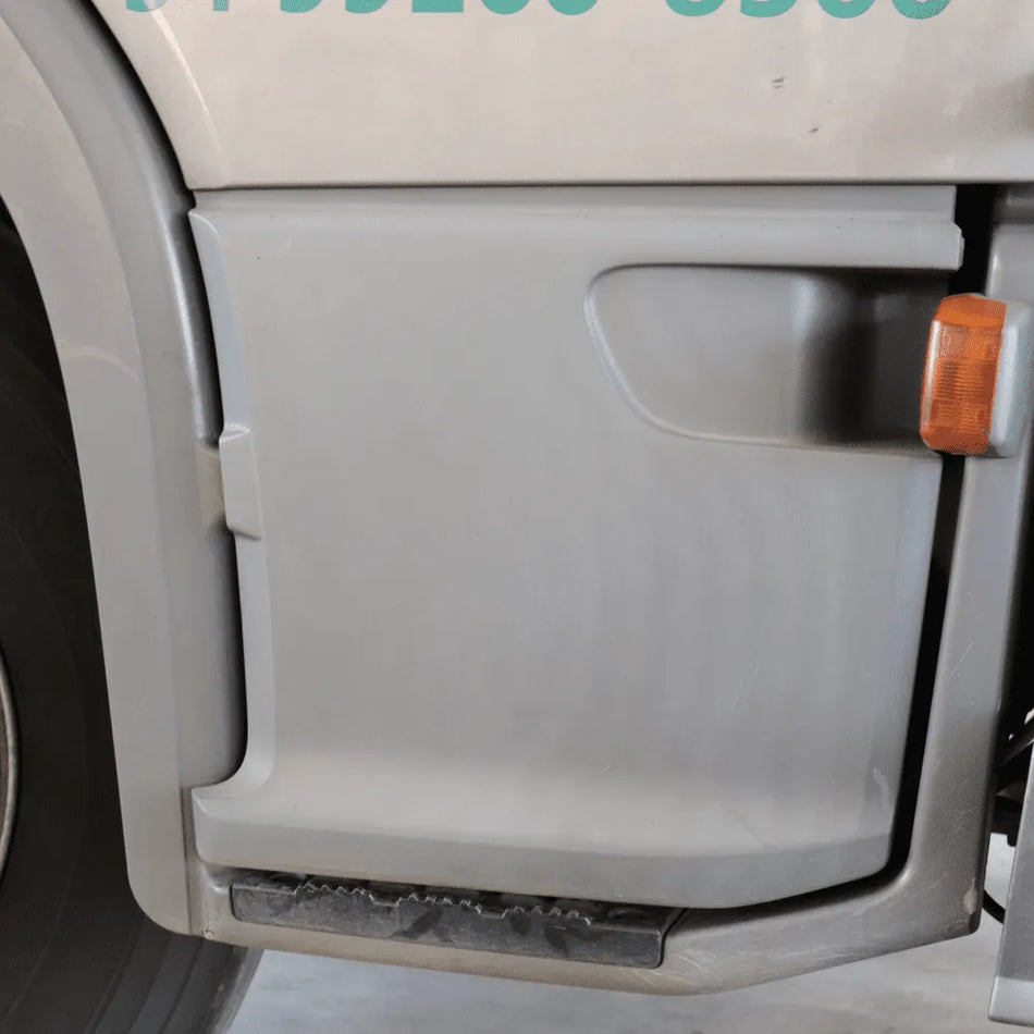 Tampa Estribo Mercedes-Benz Atego 2 Degraus Par