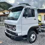 Lâmina Tapa Sol VW Worker Titan c/ Furação Lanterna