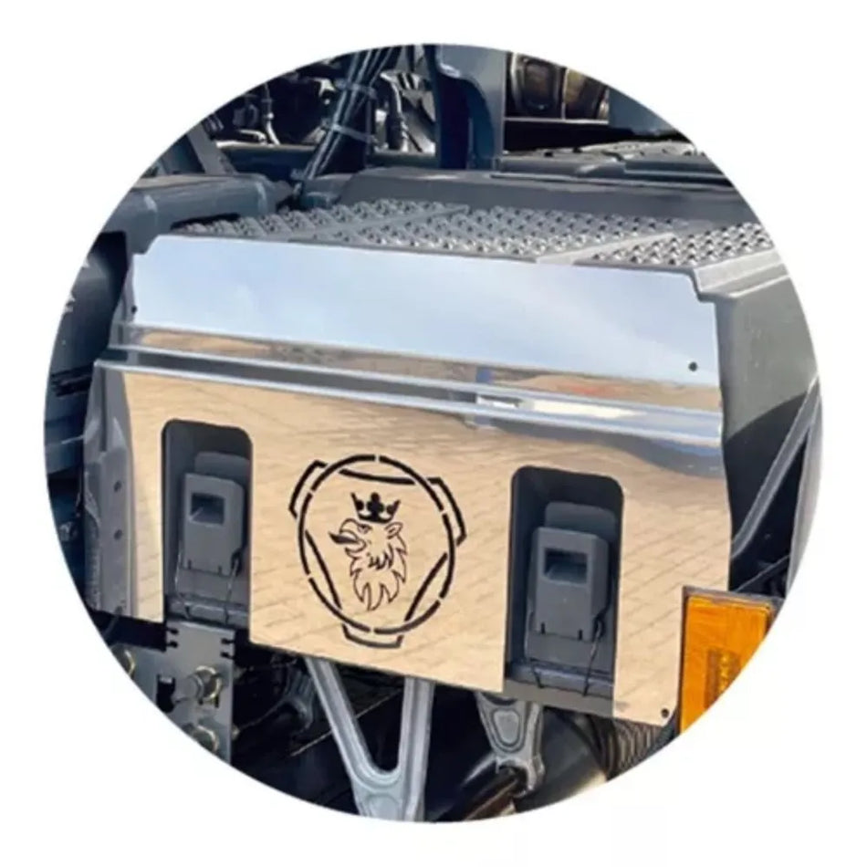 Acabamento Inox Tampa Bateria Scania NTG Frontal
