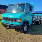 Grade Frontal Central Mercedes-Benz 709 Plástico Original