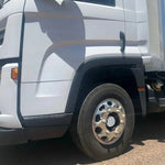 Tampa Cubo Dianteiro Volkswagen Delivery Cromada ABS