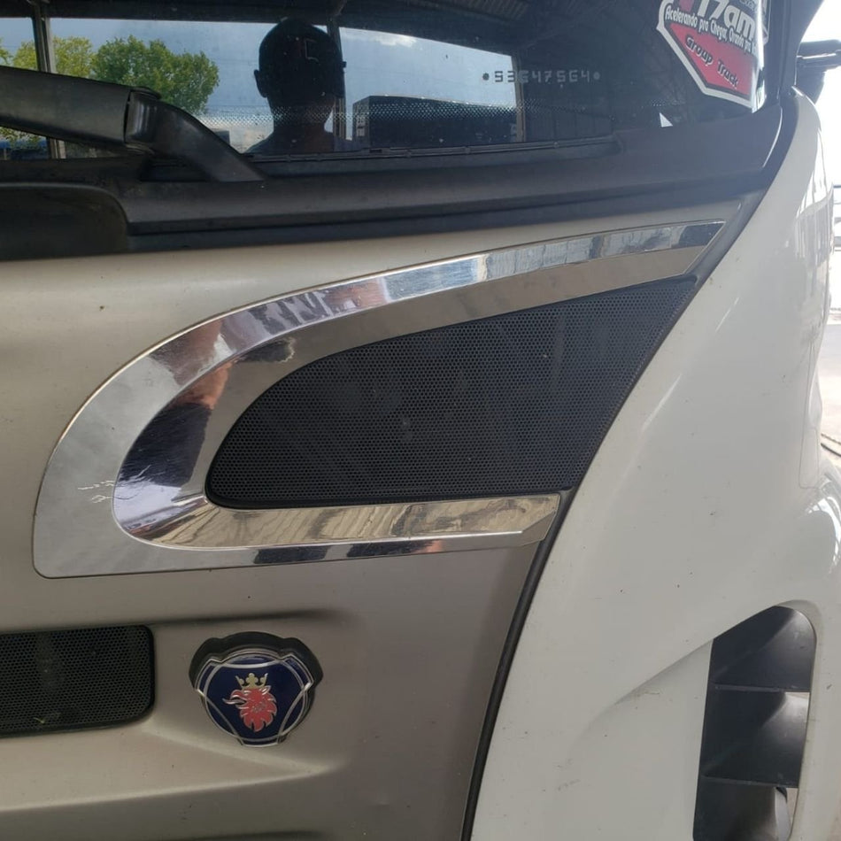 Par Acabamento Entrada Ar Scania P Série 5 Cromado