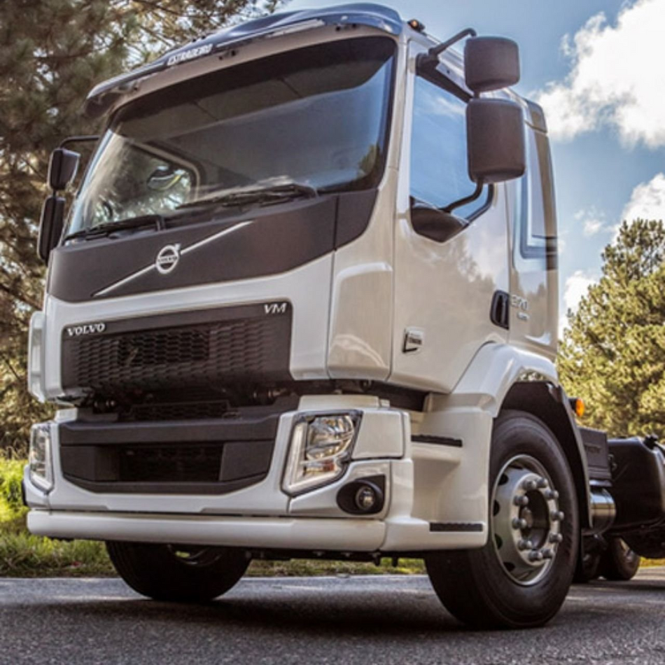 Tela Para-choque Central Volvo VM 2014 acima BL Fibras