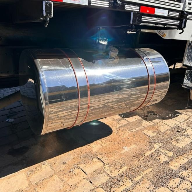 Tanque Lateral Inox 470/510L Universal Caminhão c/ Bocal