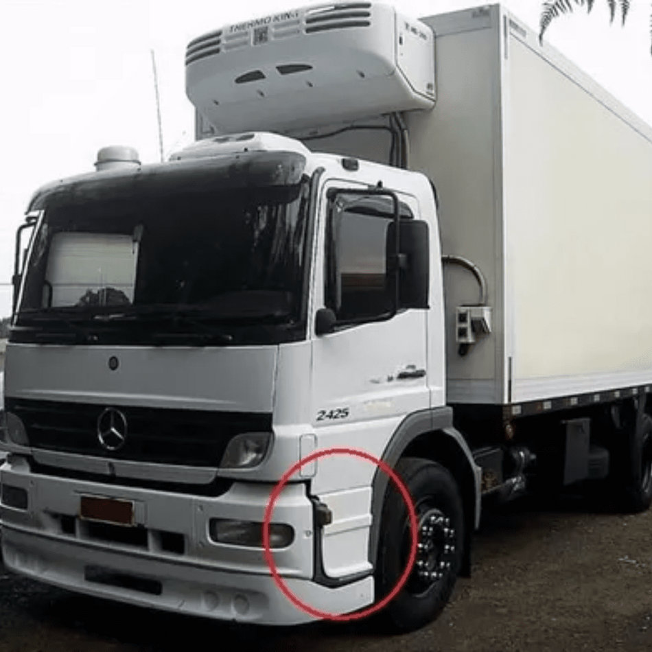 Tampa Estribo Mercedes Atego Antifurto Original BL Parts